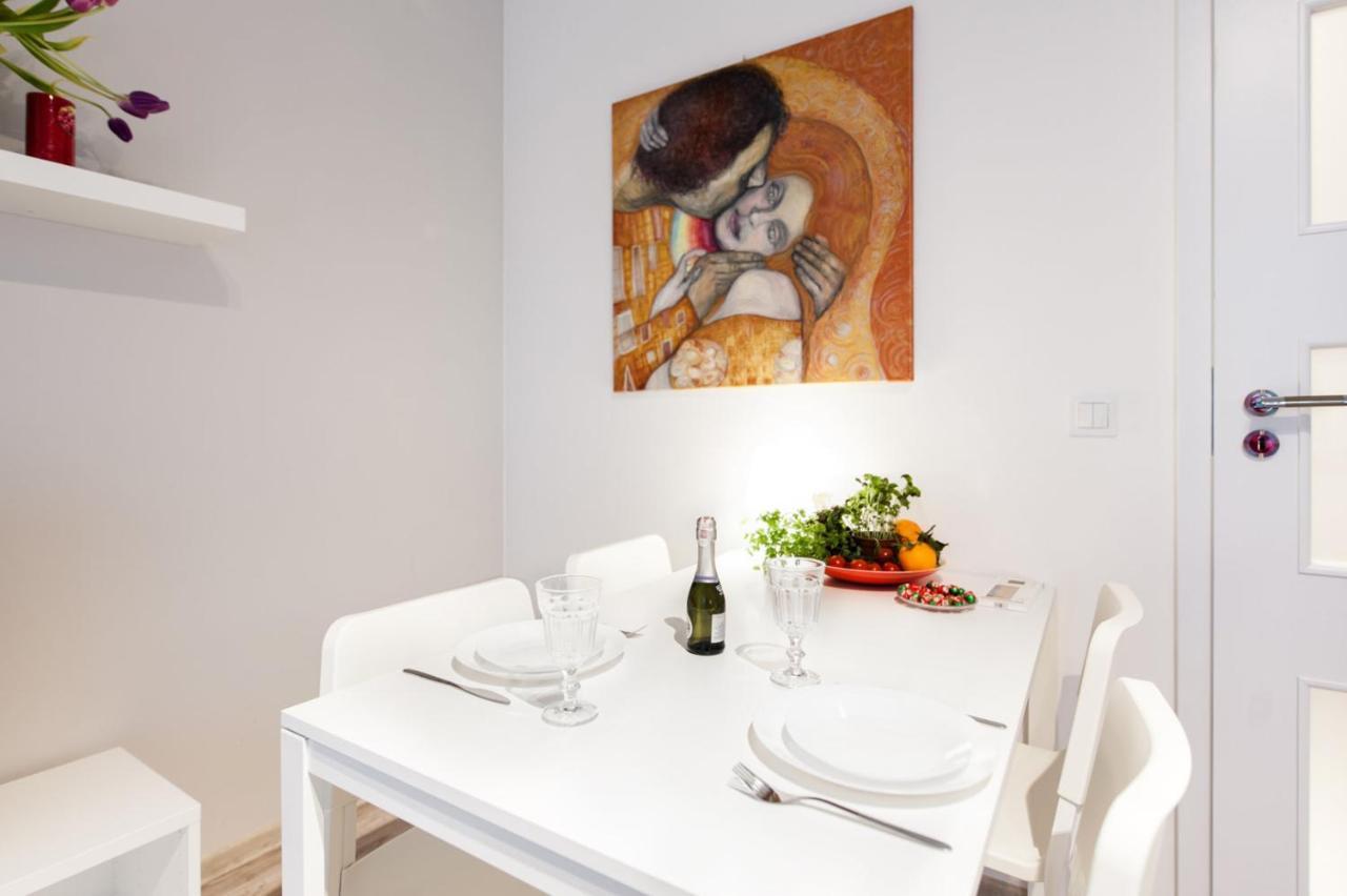 Project Comfort Apartament Dywizjonu 303 175/8 Warszawa Apartment Екстериор снимка