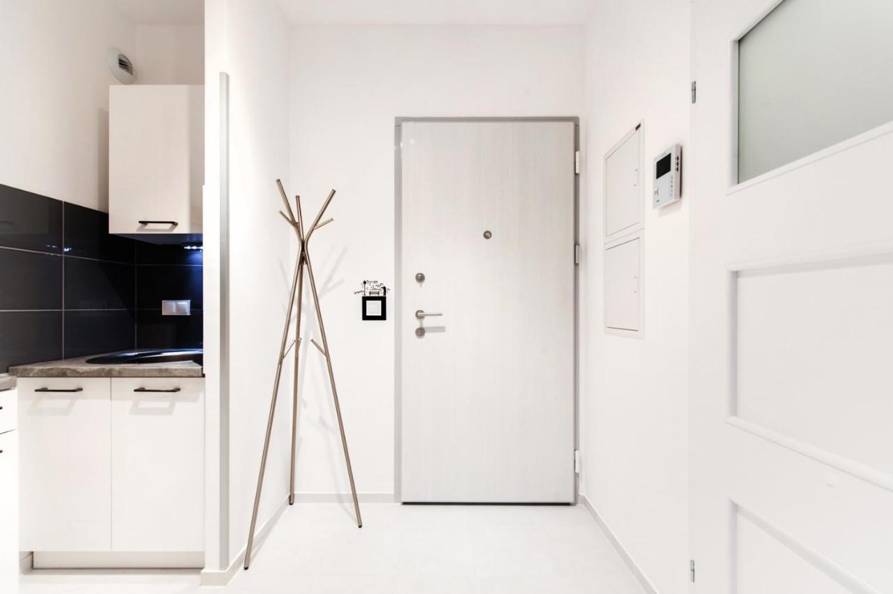 Project Comfort Apartament Dywizjonu 303 175/8 Warszawa Apartment Екстериор снимка