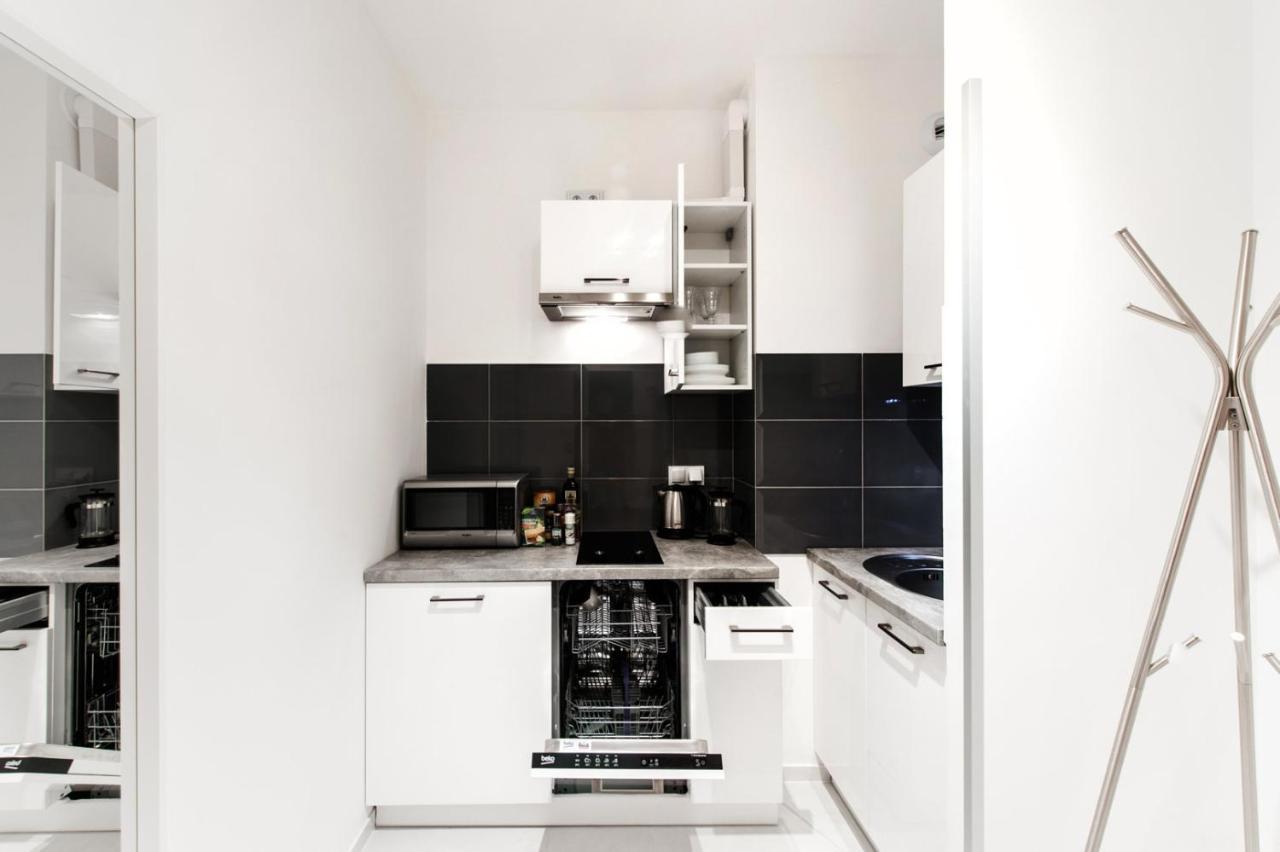 Project Comfort Apartament Dywizjonu 303 175/8 Warszawa Apartment Екстериор снимка